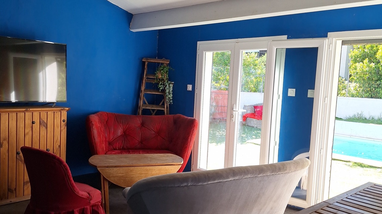 Photo of Livingroom in Lamanon