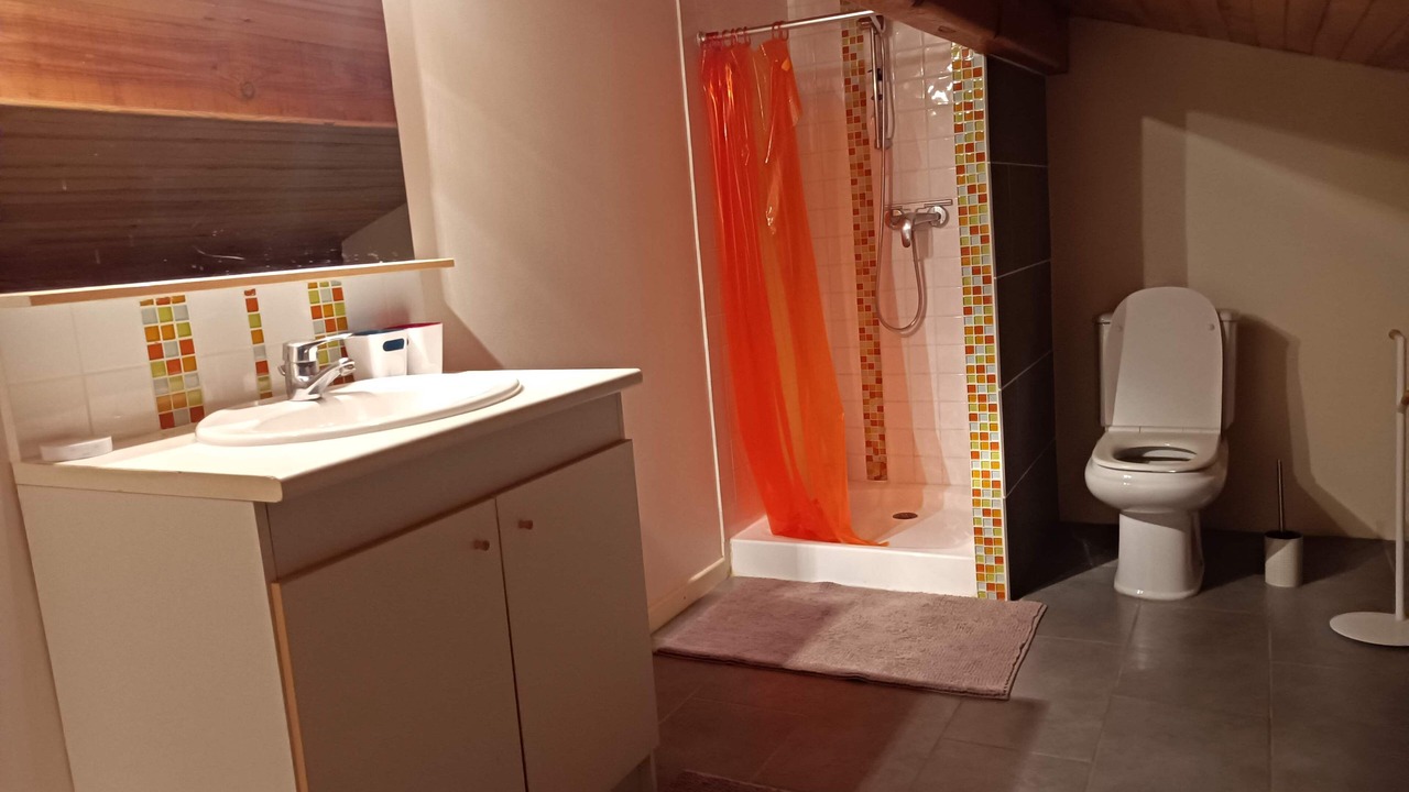 Photo of Bathroom in Tarnos