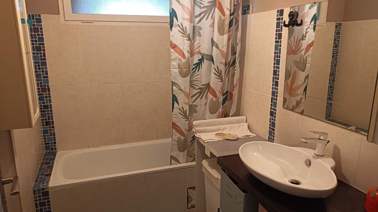 Photo of Bathroom in Tarnos