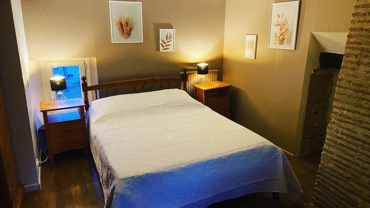 Photo of Bedroom in Sainte-Colombe-de-Villeneuve