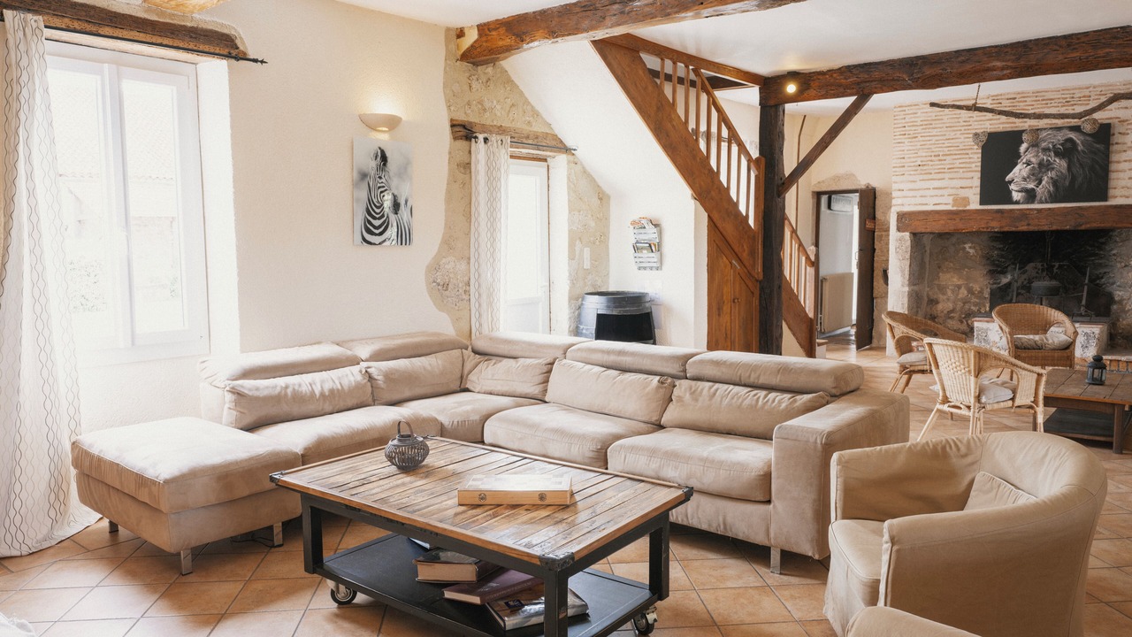 Photo of Livingroom in Sainte-Colombe-de-Villeneuve