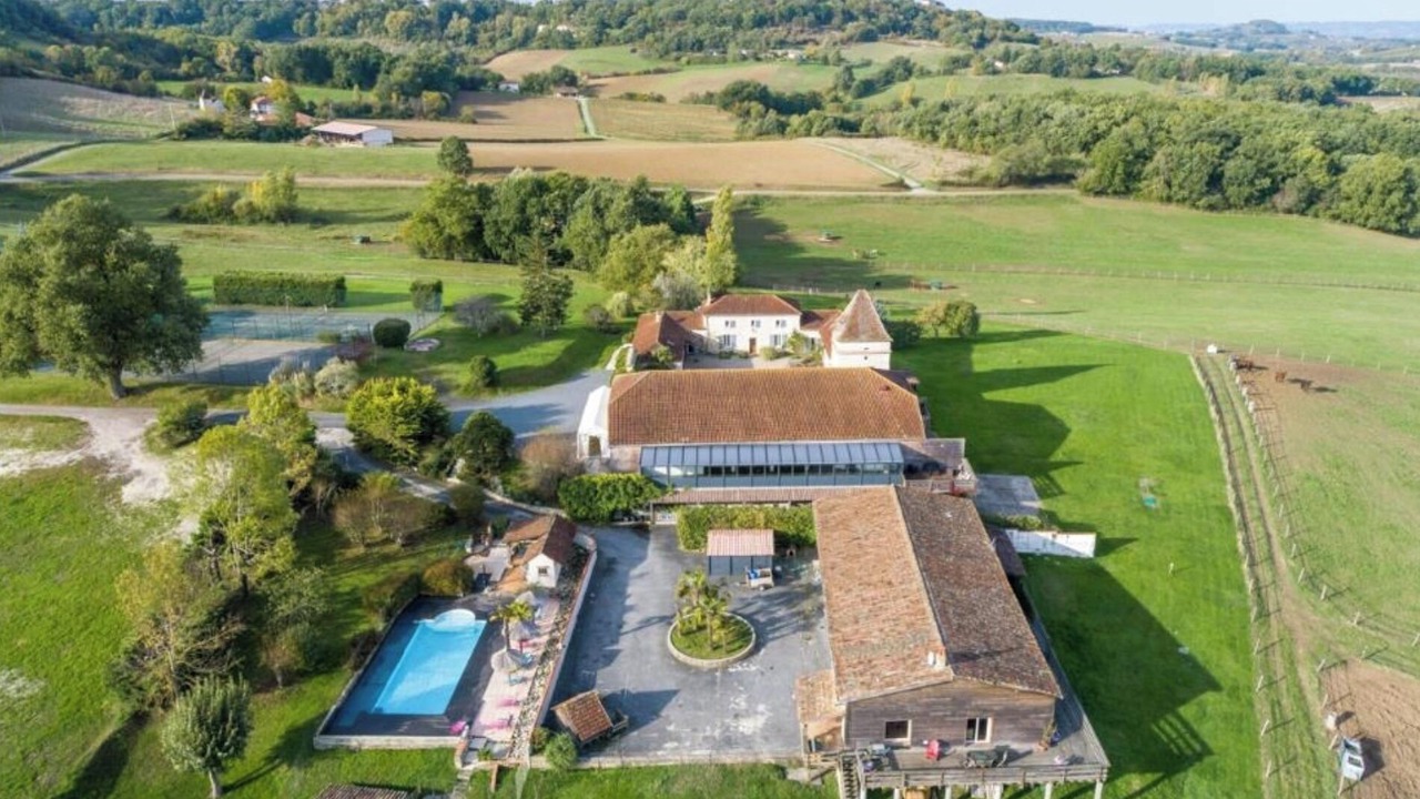 Photo of Outdoor in Sainte-Colombe-de-Villeneuve