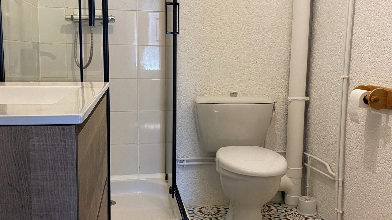 Photo of Bathroom in Sainte-Colombe-de-Villeneuve
