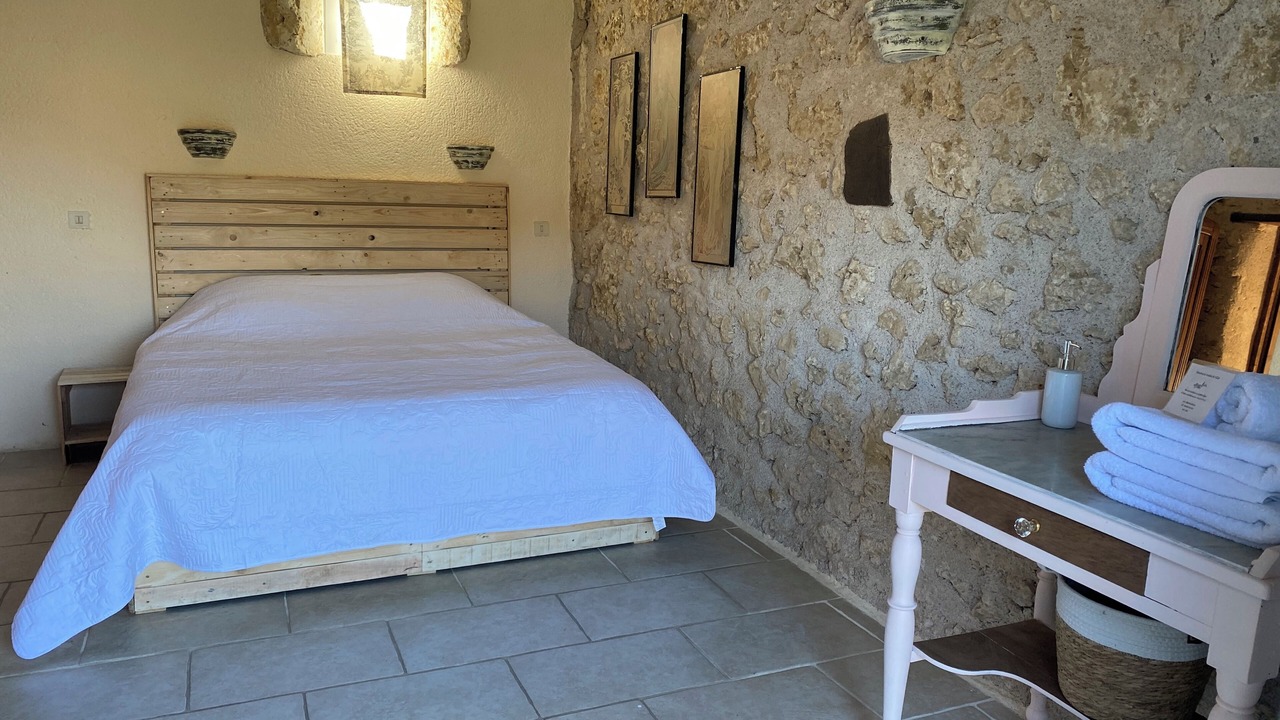 Photo of Bedroom in Sainte-Colombe-de-Villeneuve