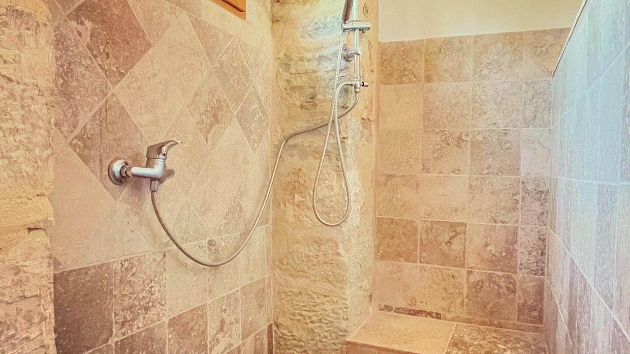 Photo of Bathroom in Saint-Aubin-de-Nabirat