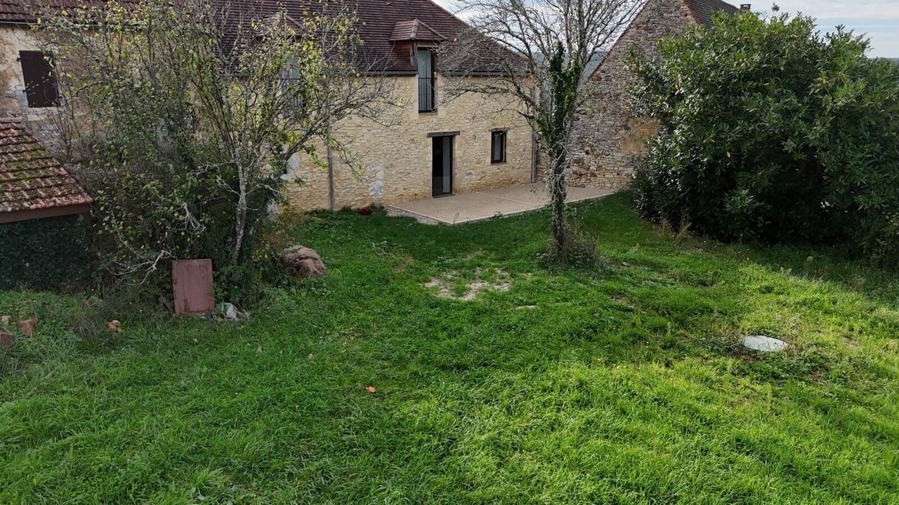 Photo of Outdoor in Saint-Aubin-de-Nabirat