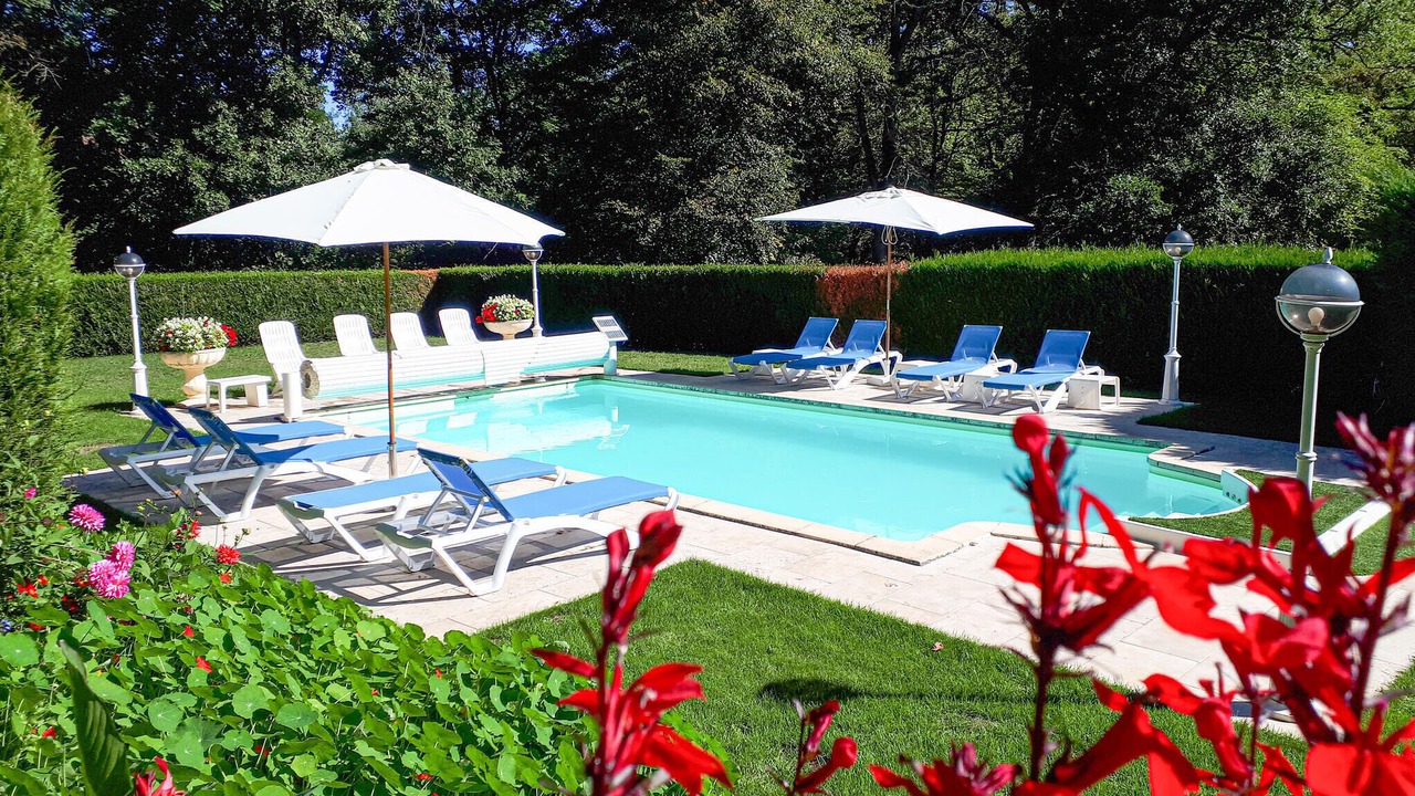 Photo of Outdoor in Lencloitre