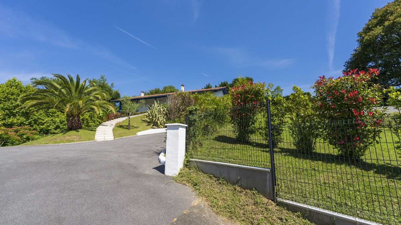 Photo of Outdoor in Urcuit