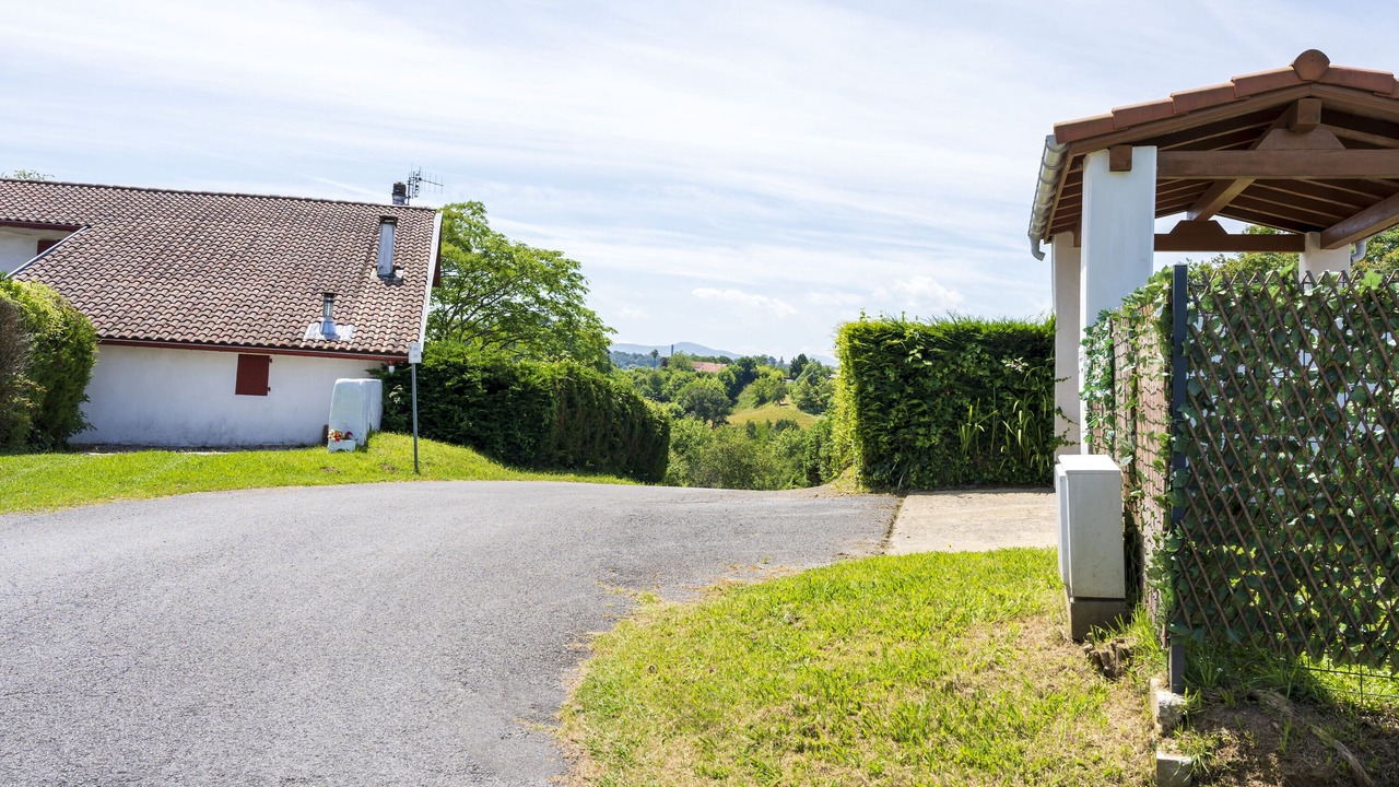 Photo of Outdoor in Urcuit