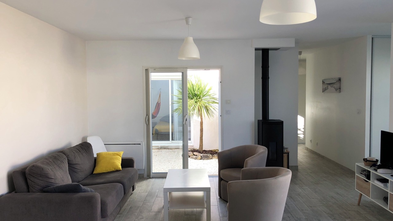 Photo of Livingroom in Le Grand-Village-Plage