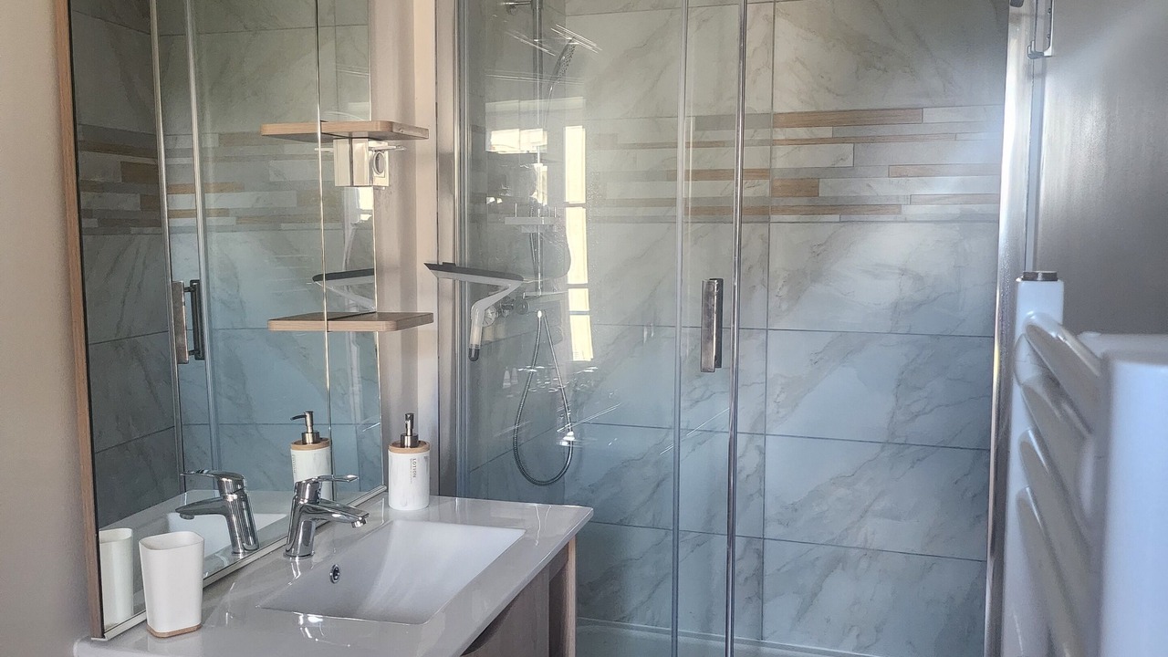 Photo of Bathroom in Saint-Leonard-de-Noblat