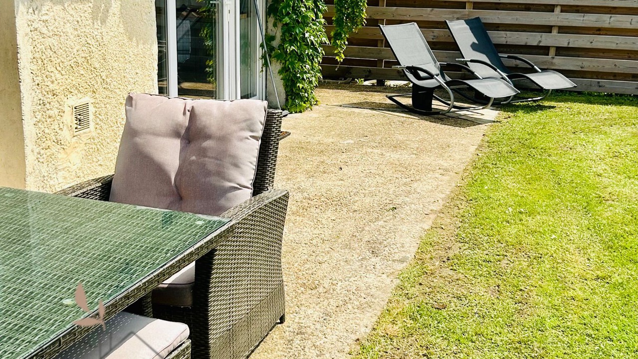 Photo of Patio Balcony in Izon