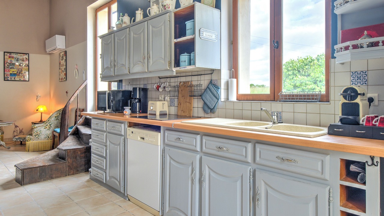 Photo of Kitchen in Sainte-Sabine-Born