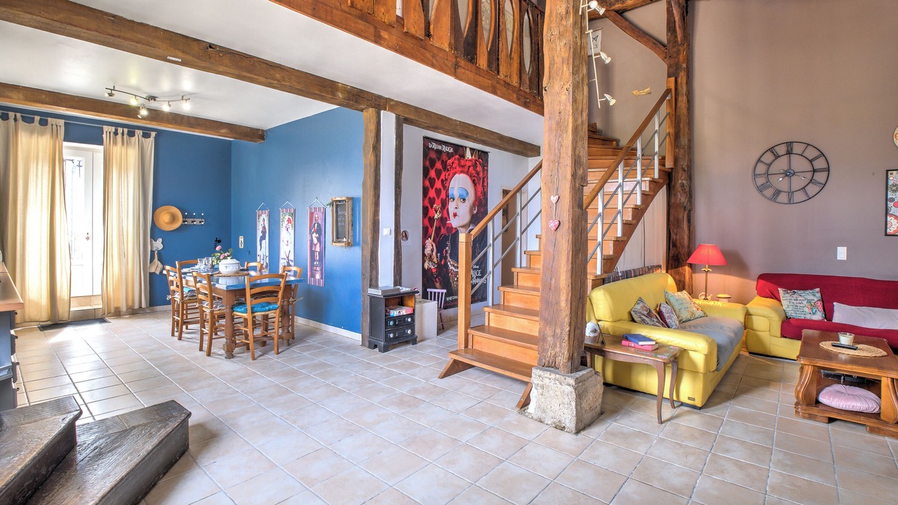 Photo of Livingroom in Sainte-Sabine-Born
