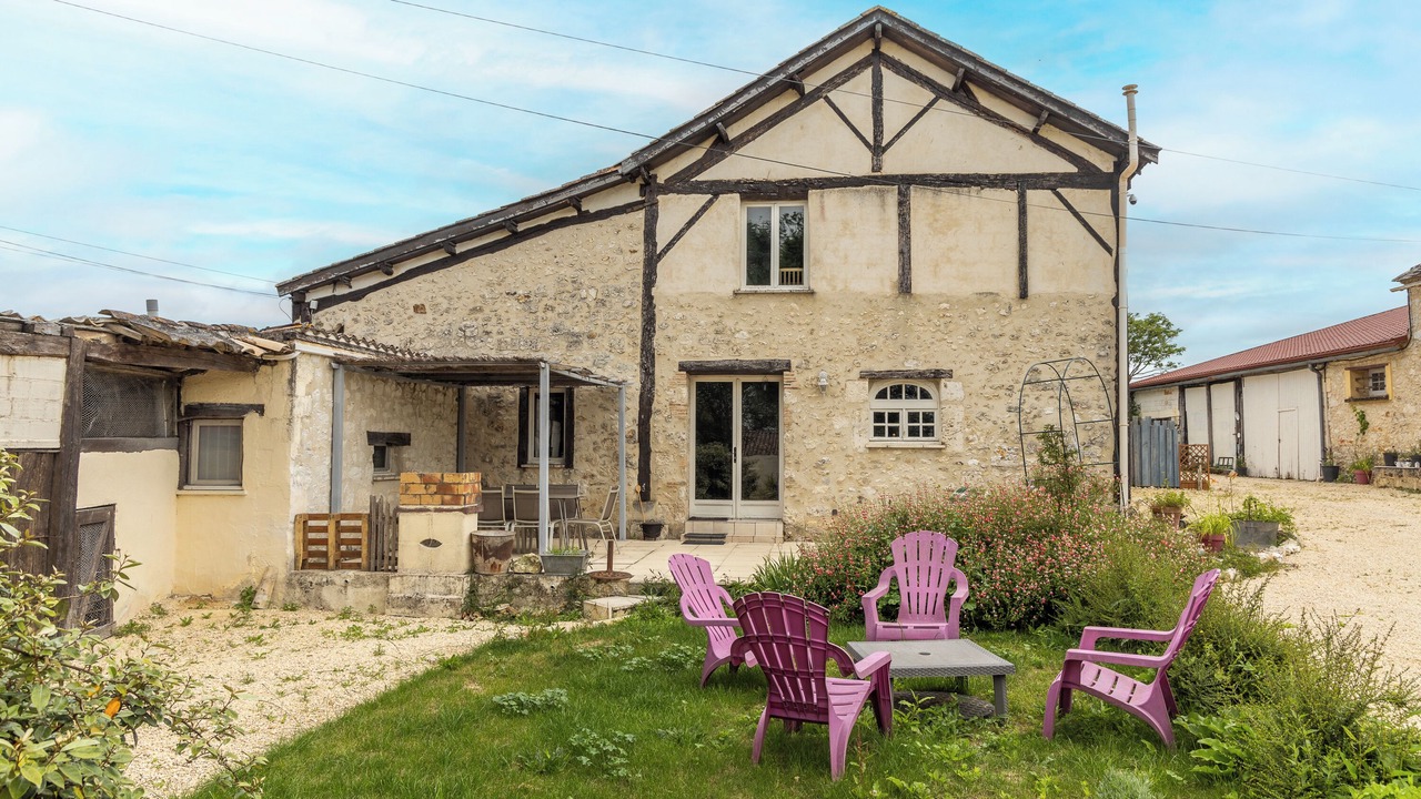Photo of Outdoor in Sainte-Sabine-Born