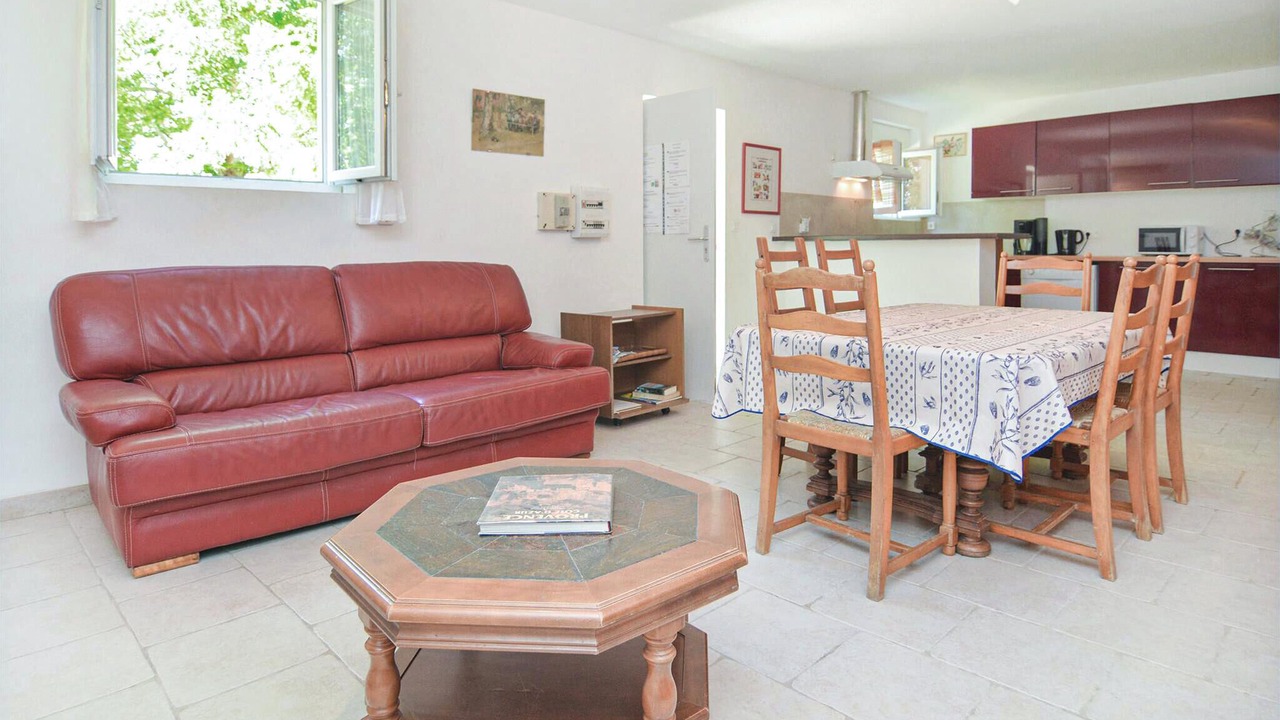 Photo of Bedroom in Le Sambuc