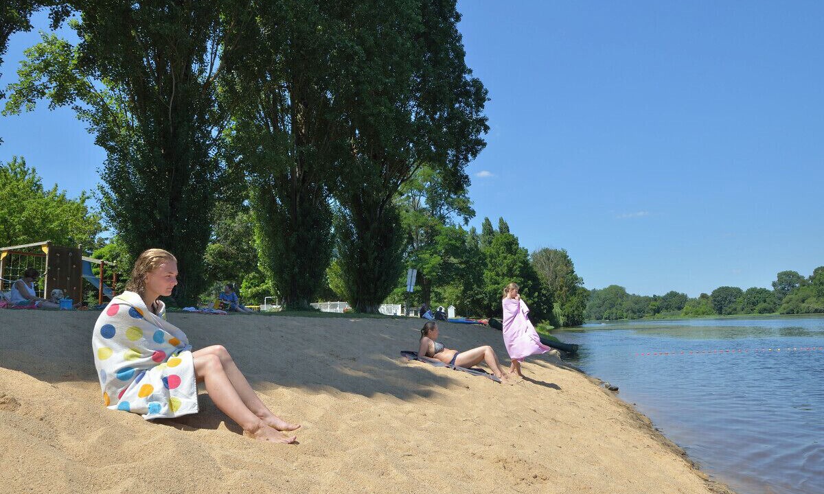 Photo of Others in Queaux