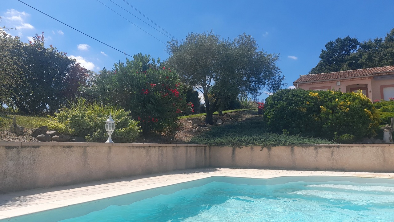 Photo of Outdoor in Cancon