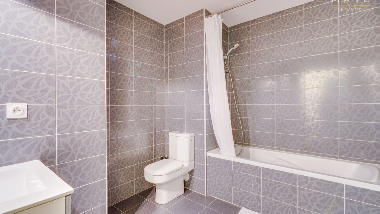 Photo of Bathroom in Merignac