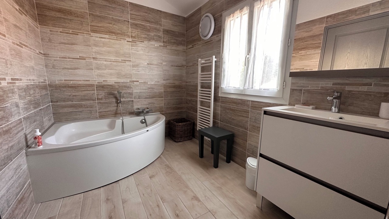 Photo of Bathroom in Meschers-sur-Gironde