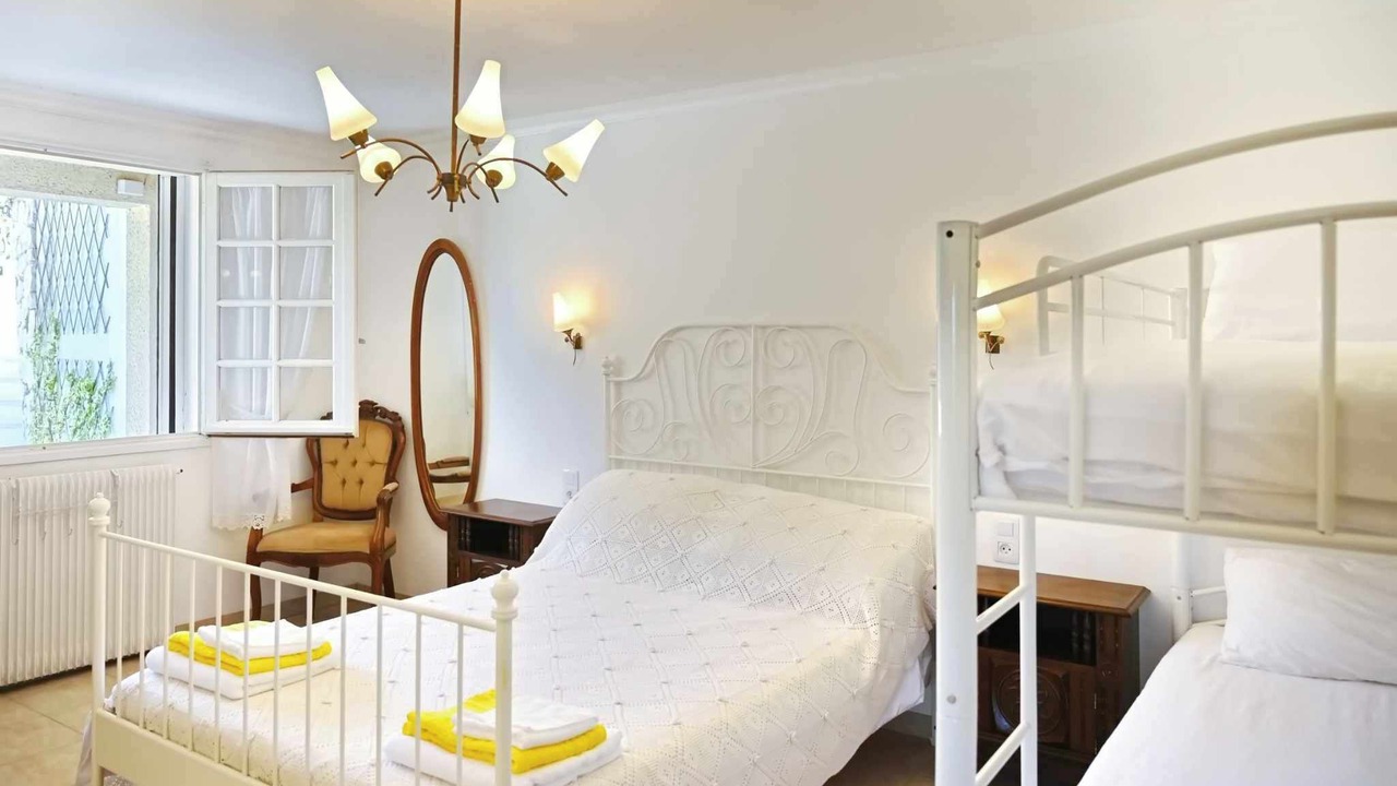 Photo of Bedroom in Sainte-Livrade-sur-Lot