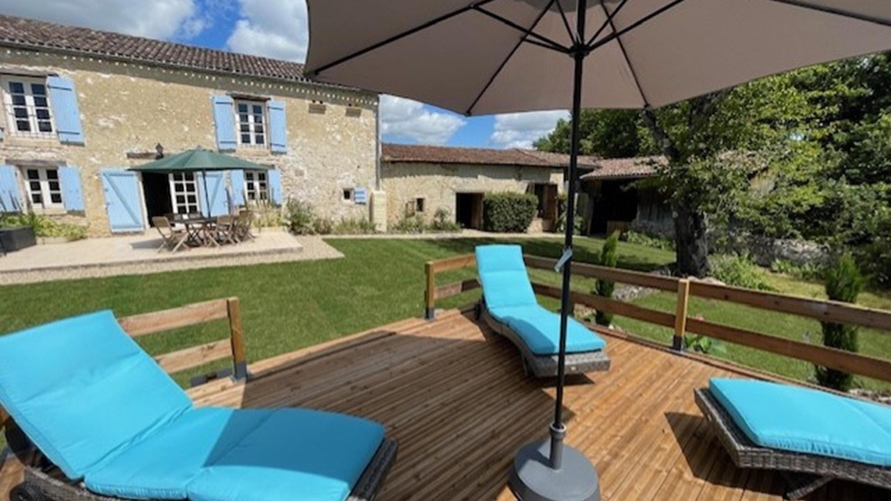 Photo of Patio Balcony in Savignac-de-Duras