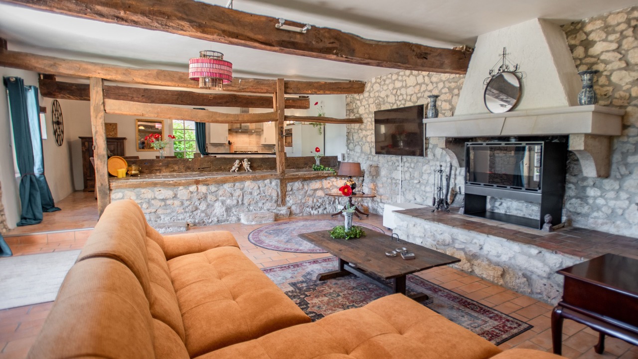 Photo of Livingroom in Savignac-de-Duras