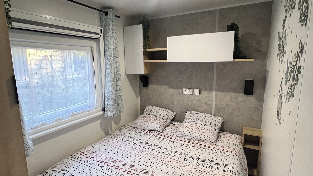 Photo of Bedroom in Claouey