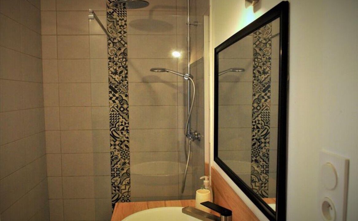Photo of Bathroom in Lalinde