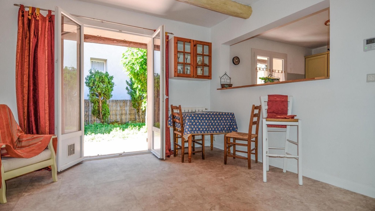 Photo of Bedroom in Eyguieres
