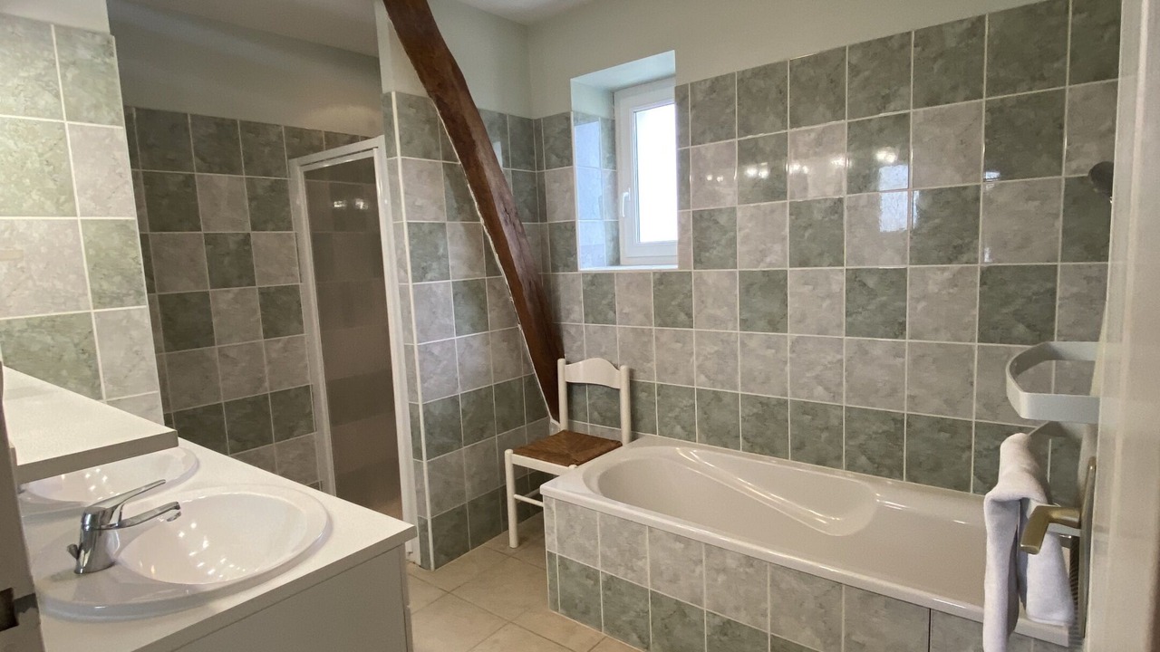 Photo of Bathroom in Thure