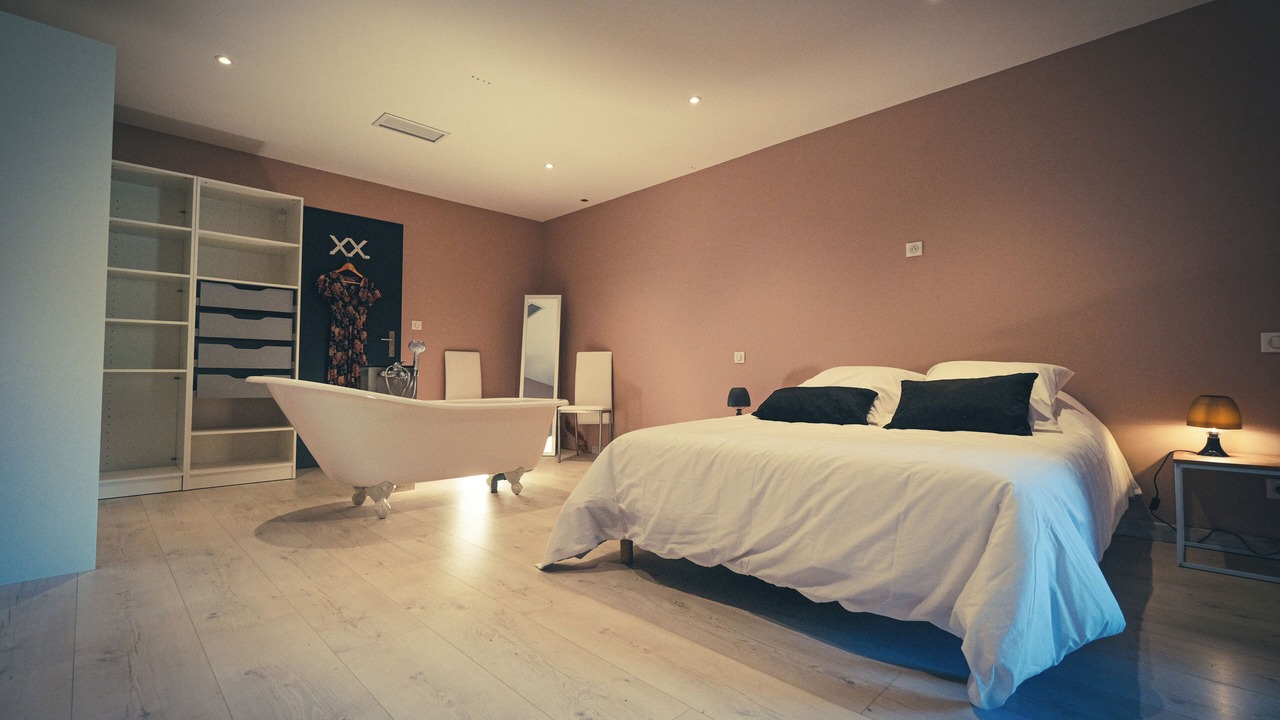 Photo of Bedroom in Mornac