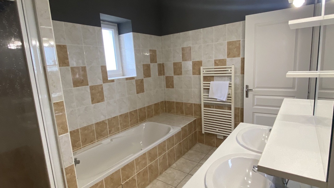 Photo of Bathroom in Thure