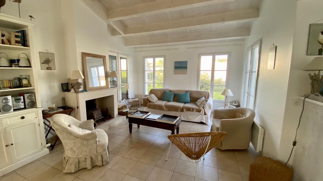 Photo of Livingroom in La Couarde-sur-Mer