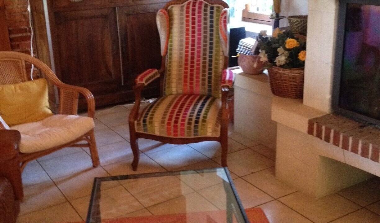 Photo of Livingroom in Arue