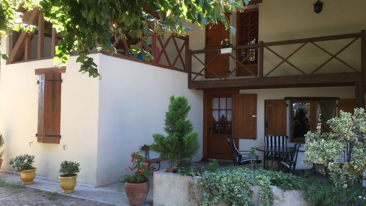 Photo of Outdoor in Arue