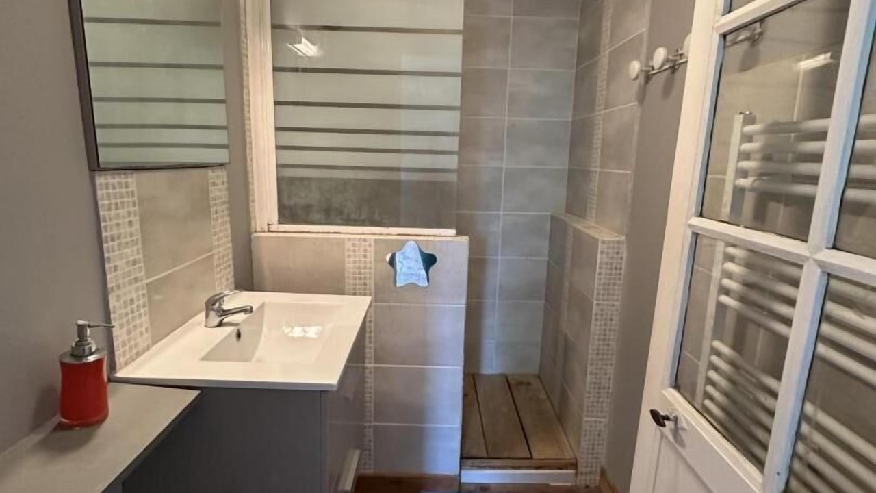 Photo of Bathroom in Amou