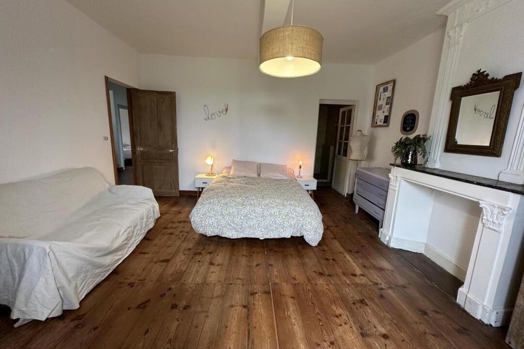 Photo of Bedroom in Amou