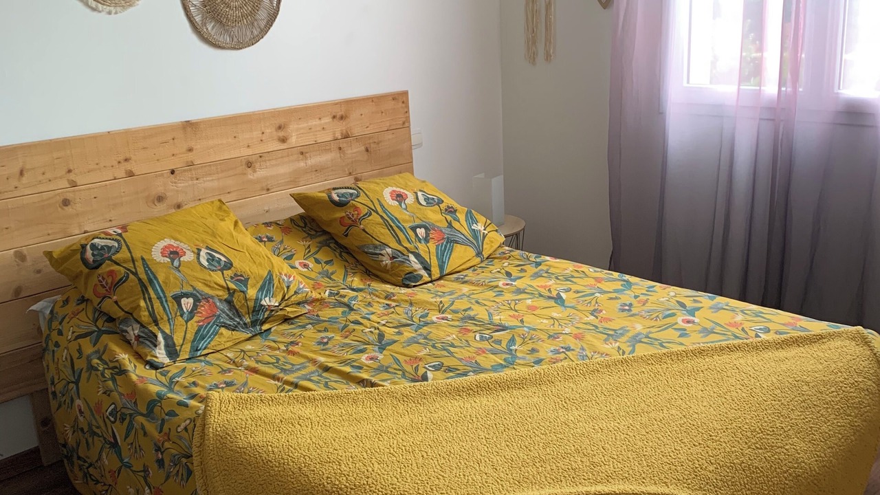 Photo of Bedroom in Roaillan