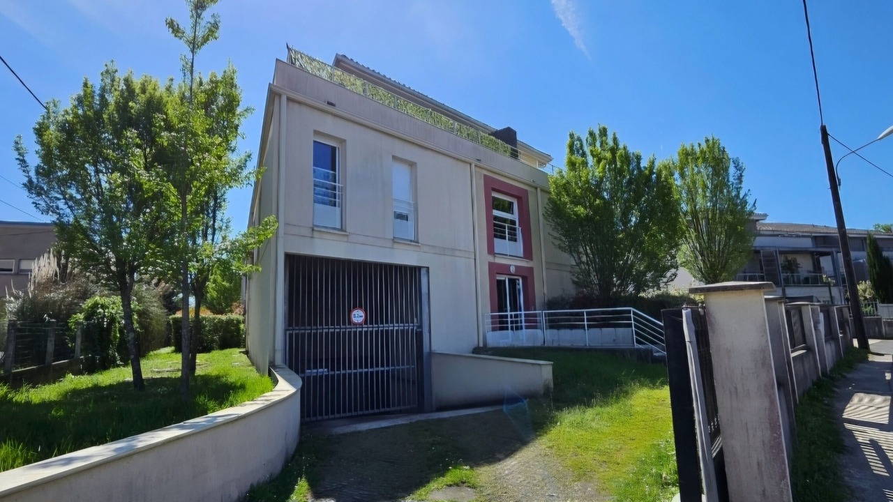 Photo of Outdoor in Pessac