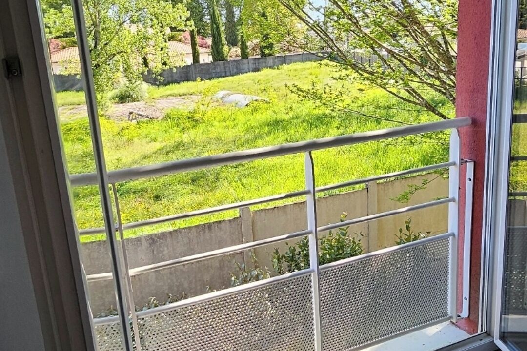 Photo of Others in Pessac