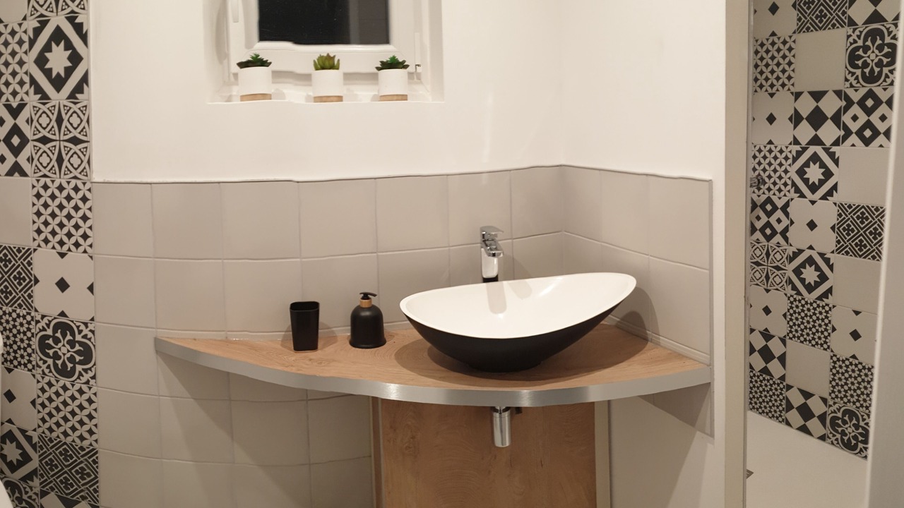 Photo of Bathroom in Les-Trois-Moutiers