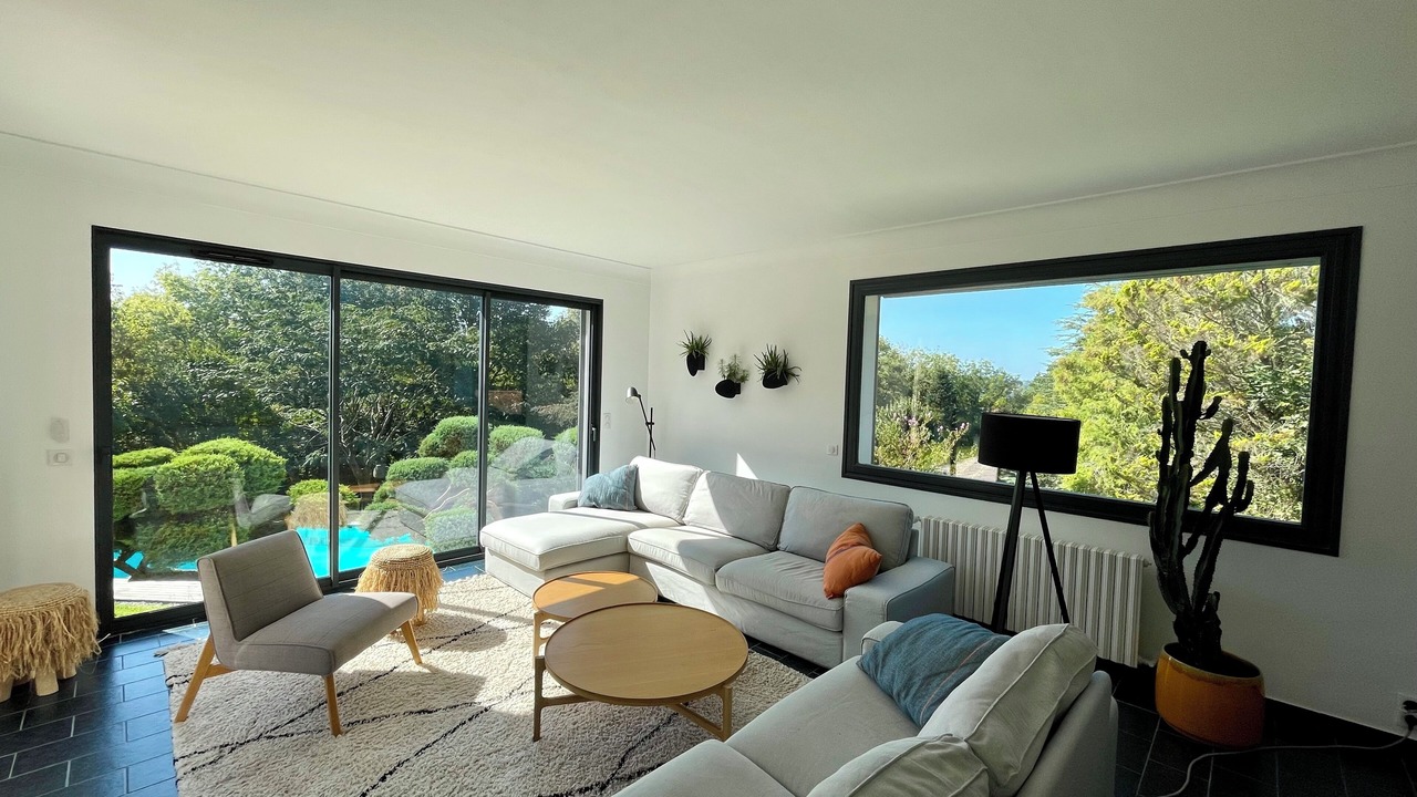 Photo of Livingroom in Arbonne