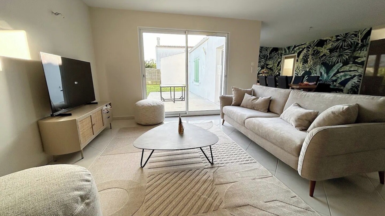 Photo of Livingroom in Cheray