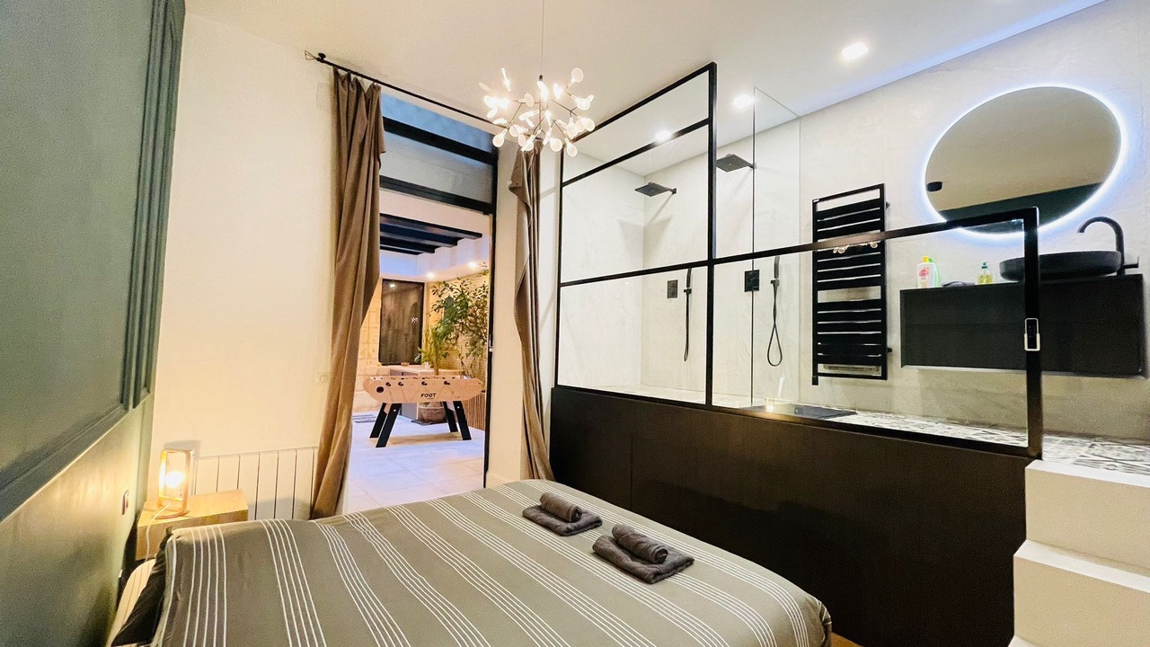 Photo of Bedroom in Capucins - Victoire