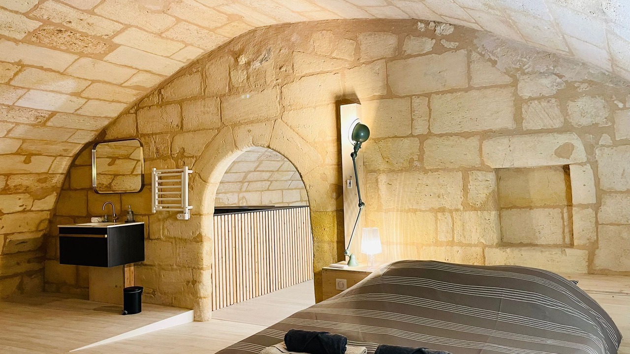 Photo of Bedroom in Capucins - Victoire