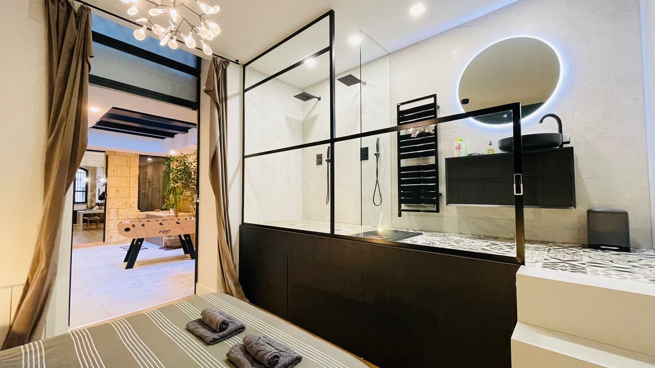 Photo of Bedroom in Capucins - Victoire