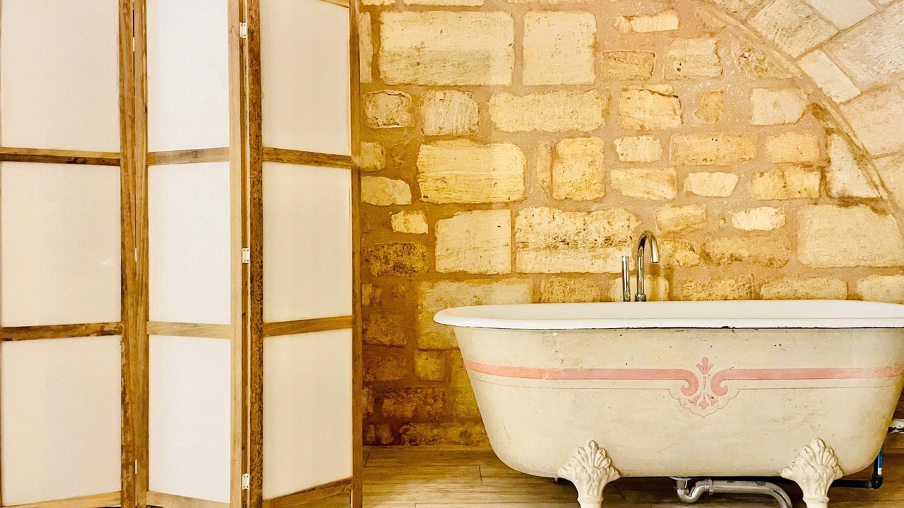 Photo of Bathroom in Capucins - Victoire