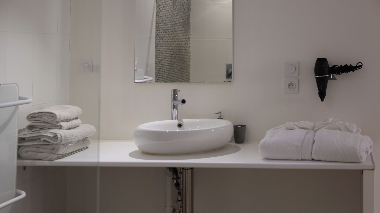 Photo of Bathroom in Victor Hugo - Saint-Augustin