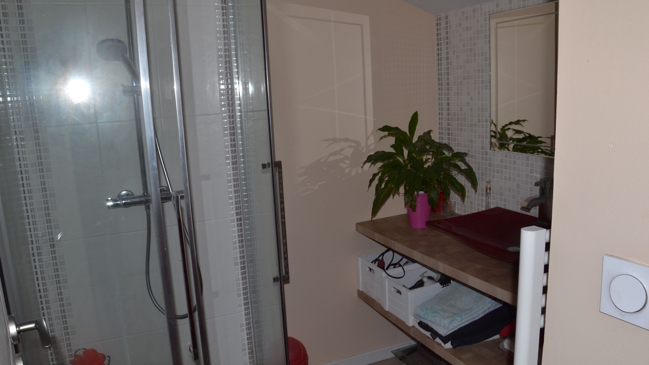 Photo of Bathroom in Bayonne